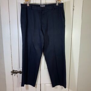 Dockers Mens Straight Fit D2 Black Flat Front Chino Pants 38x30 (28) Concert